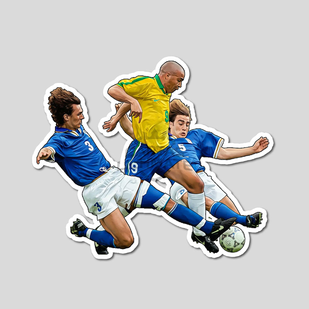 Sticker Ronaldo Nazario vs Maldini y Cannavaro